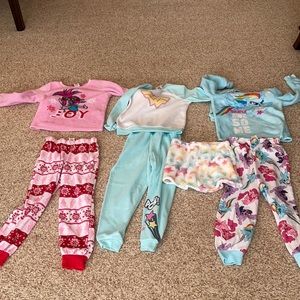 Girls winter pajama 3 sets - sizeS/P 6x